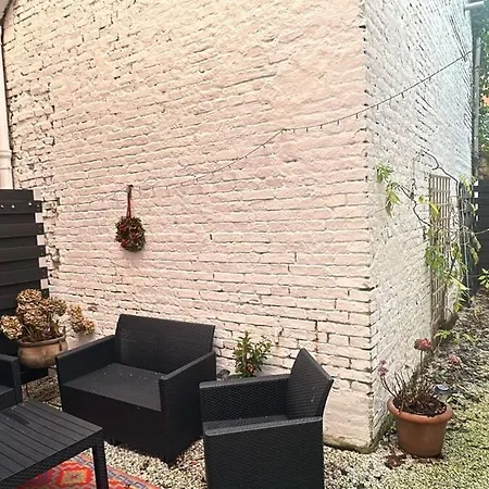 Oststrasse 18 アパート *